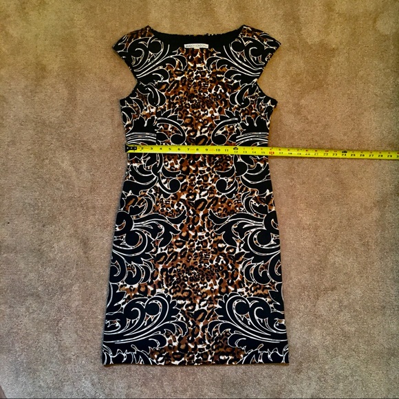 Maggy London Women’s Sleeveless Dress - Picture 4 of 9